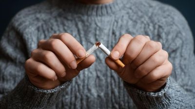 এক টানে শরীরে ঢোকে শত বিষ