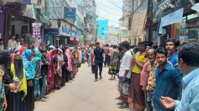 মানিকগঞ্জে হত্যা মামলার আসামিকে ছাড়াতে থানা ঘেরাও