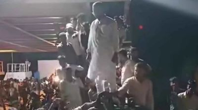 সংসদ-সদস্য হান্নান মাসউদের জন্য ২ ঘণ্টা দেরিতে ছাড়ল ফেরি