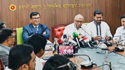 প্রবাসী কার্ড চালু হলে বিএমইটি কার্ড থাকবে না: প্রবাসীকল্যাণমন্ত্রী