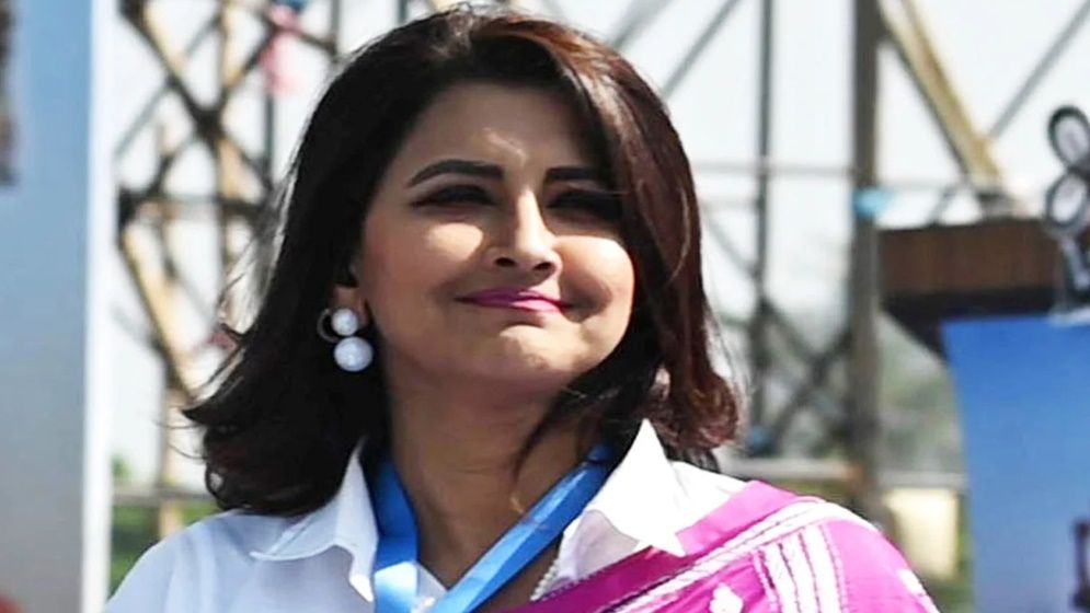 সরকার বদল হতেই আইনি বিপাকে রচনা ব্যানার্জি