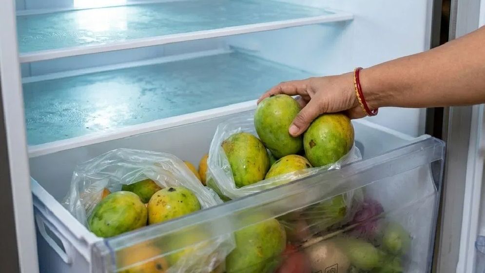 ফ্রিজে না রেখে আম সঠিকভাবে সংরক্ষণ করবেন যেভাবে