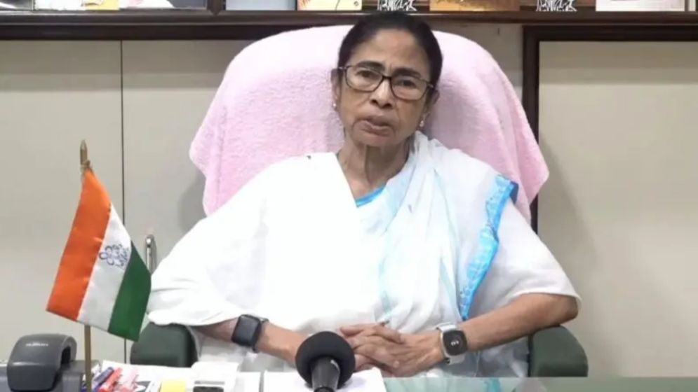 মমতা ব্যানার্জীর দল তৃণমূল কংগ্রেস কি ভাঙনের দিকে এগোচ্ছে?