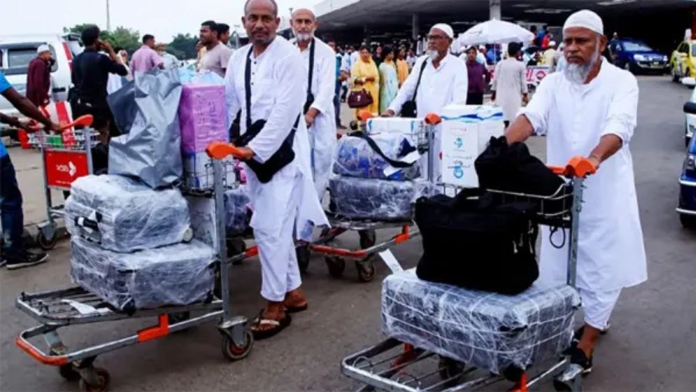 হজ শেষে দেশে ফিরেছেন ২৫ হাজার ৩৭৭ হাজি