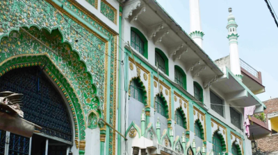 ভারতে ১৫ মসজিদে সিলগালা
