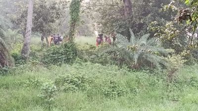 গোমস্তাপুর সীমান্তে পুশ-ইনের অপেক্ষায় থাকা লোকজনকে সরিয়ে নিল বিএসএফ