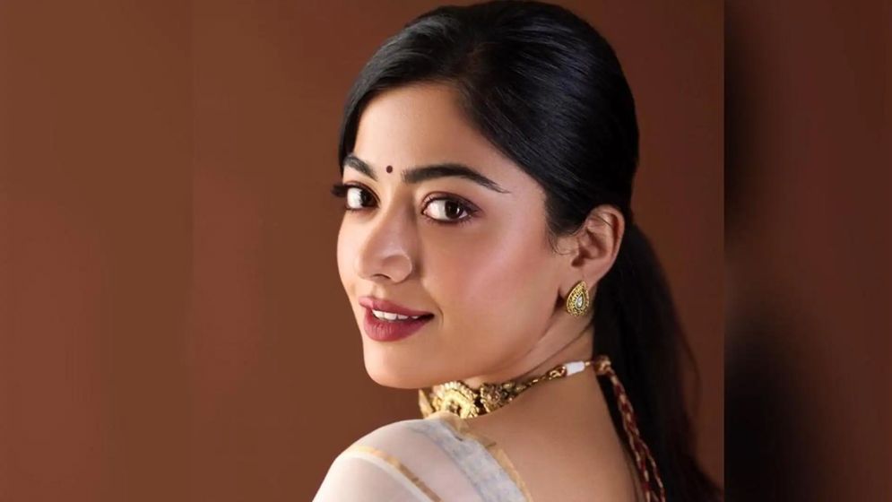 ‘প্রথম ভালোবাসা’র প্রসঙ্গ যেভাবে এড়িয়ে গেলেন রাশমিকা