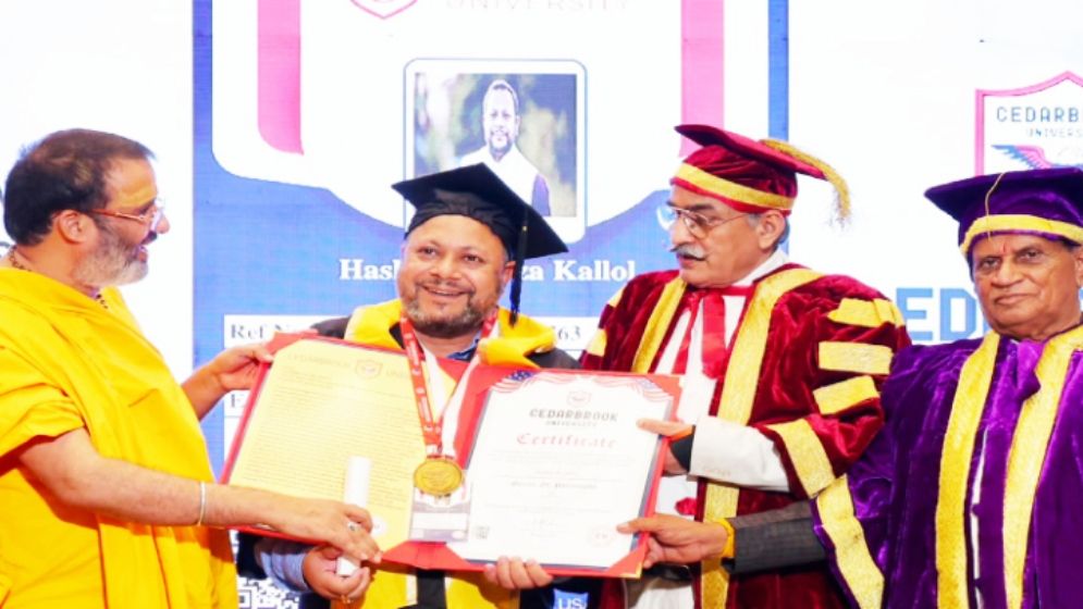 দিল্লিতে সম্মানসূচক ডক্টরেট ডিগ্রি পেলেন চলচ্চিত্র নির্মাতা হাসিবুর রেজা কল্লোল