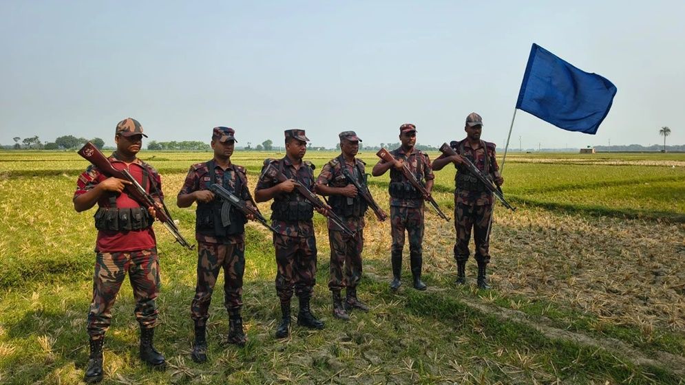 দেশপ্রেমের অনন্য নজির হয়ে উঠছে বিজিবি
