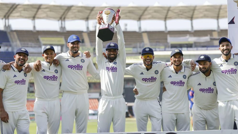 আফগানদের গুঁড়িয়ে দিল ভারত