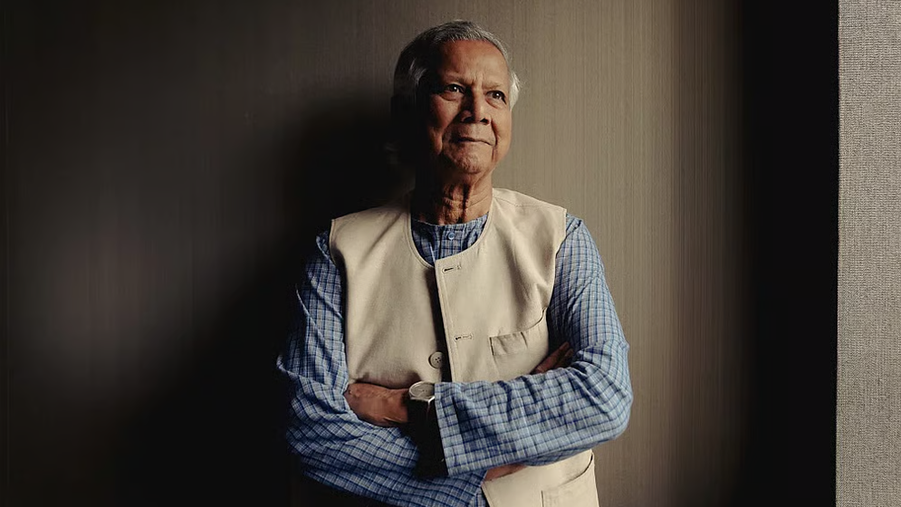 ড. ইউনূসসহ ৫ জনের বিরুদ্ধে মামলার আবেদন