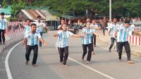 রাস্তা বন্ধ করে আর্জেন্টিনা সমর্থকদের নাচ-গান, ক্ষুব্ধ স্থানীয়রা