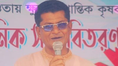 পাথরঘাটার সাবেক উপজেলা চেয়ারম্যান গোলাম কবির আটক