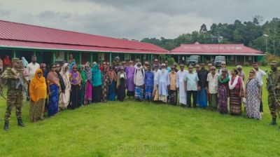 ‘আর্থিক সংকটে চিকিৎসা হতো না’: সেনাবাহিনীর কল্যাণে দৃষ্টি ফিরে পেয়ে আবেগাপ্লুত উপকারভোগীরা