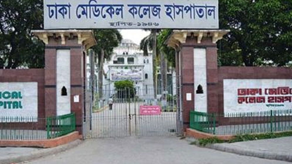 চানখারপুলে বাসচাপায় ওষুধ কোম্পানির কর্মী নিহত, বাস জব্দ