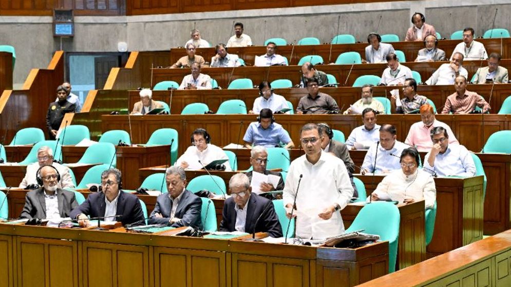 চাকরিপ্রার্থীদের সুসংবাদ দিলেন প্রধানমন্ত্রী