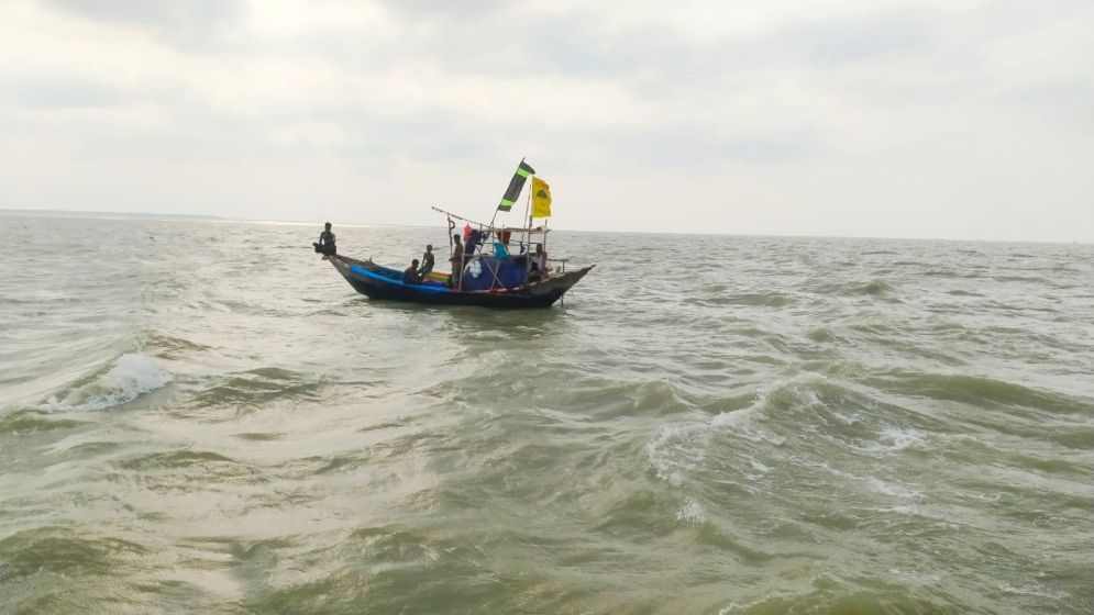 বাবাকে খাবার দিতে গিয়ে মেঘনায় নিখোঁজ শিশুর লাশ উদ্ধার