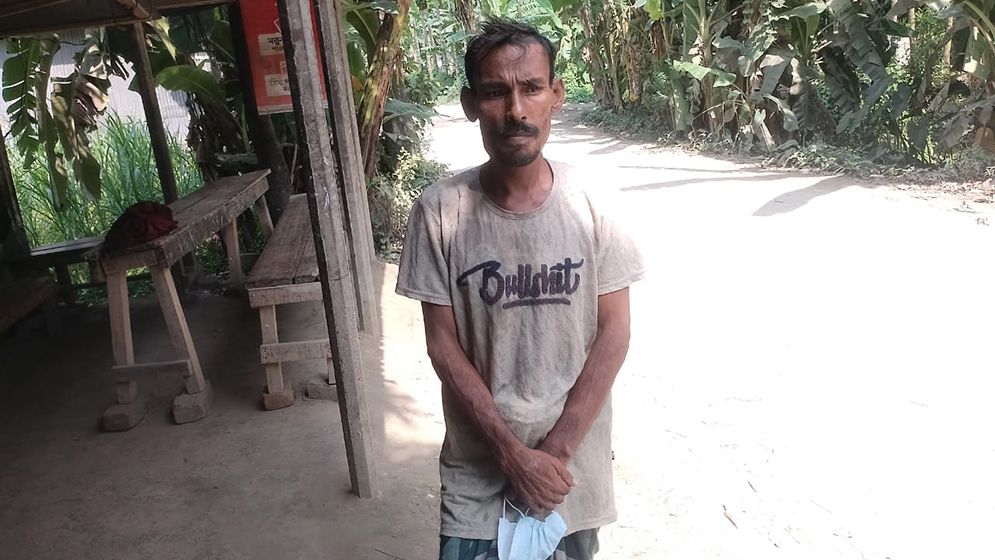 নারিকেল গাছ বন্ধক রেখে নির্বাচন, সেই ক্যানসার আক্রান্ত কর্মীর পাশে হুইপ নিজান