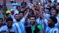 ব্রাজিল-আর্জেন্টিনা সমর্থকদের প্রীতি ম্যাচ, দর্শকদের ঢল