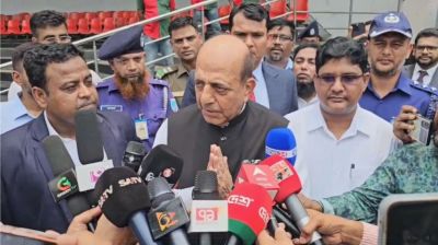 একই আকাশ-বাতাস, একই জল তরঙ্গ, আমরা মিলেমিশে কাজ করব