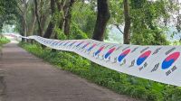 এবার দক্ষিণ কোরিয়ার ৫ কিলোমিটার পতাকা টাঙালেন সেই কাউছার