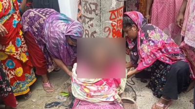 শরীয়তপুরে নারীর মুখে আলকাতরা মাখা ও চুল কাটার অভিযোগ