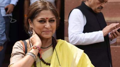 এলাকা পরিদর্শনে গিয়ে লইট্টা মাছ রান্নার গন্ধে আকৃষ্ট হলেন রুপা গাঙ্গুলি, অতঃপর…