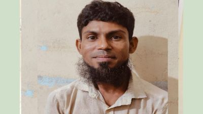 কাপড় বদলানোর সময় শিশুকে ধর্ষণ, যুবক গ্রেফতার