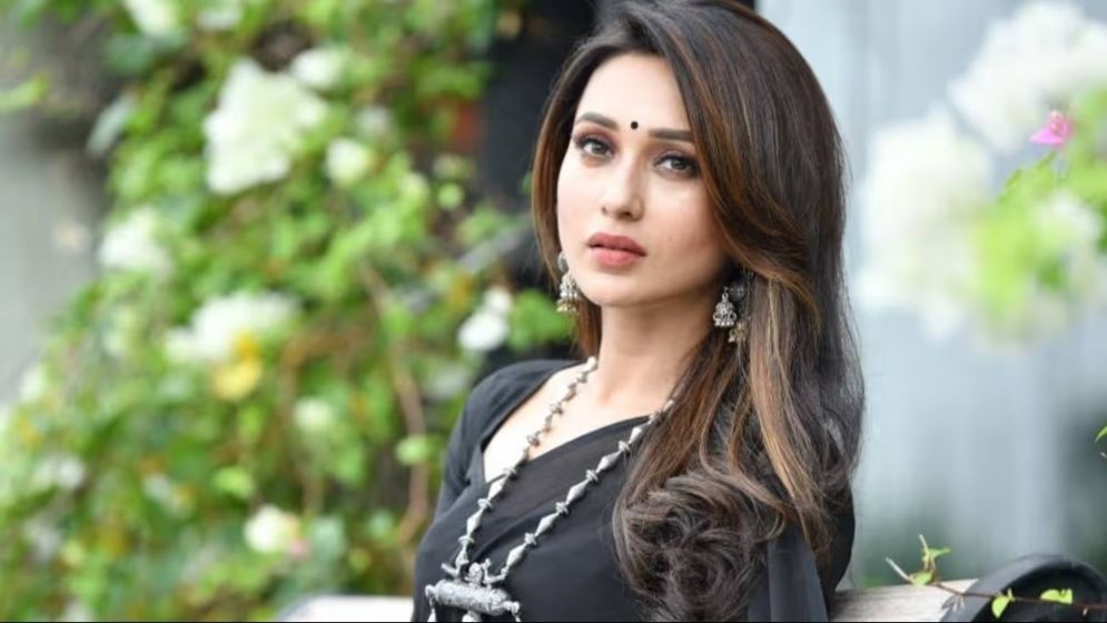 মিমির বিরুদ্ধে ২ মামলা, ২০ লাখ টাকা ক্ষতিপূরণ দাবি