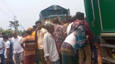 বগি থেকে বিচ্ছিন্ন হয়ে ইঞ্জিন চলল ২ কিমি