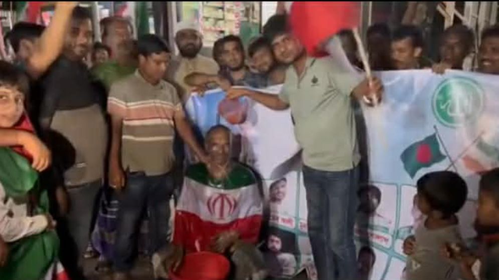 দুধ দিয়ে গোসল করে আর্জেন্টিনা ছেড়ে ইরান সমর্থক আলাল