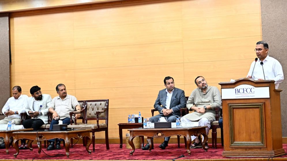 প্রতিহিংসার মানসিকতা বদলাতে বললেন প্রধানমন্ত্রী