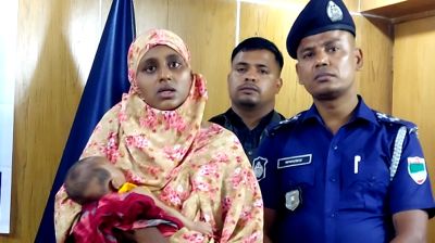 অর্থাভাবে বাবার বিক্রি করা শিশু ফিরেছে মায়ের কোলে