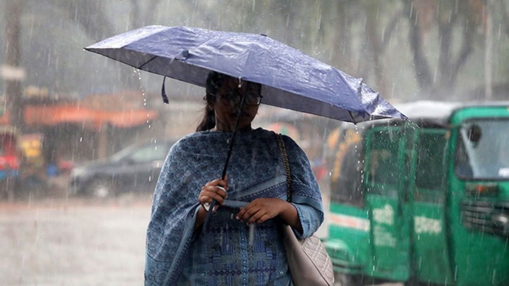 দেশের ১৩ জেলায় ঝড়সহ বজ্রবৃষ্টির আভাস