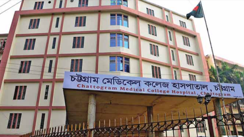 চমেকে লাশ নিয়ে অ্যাম্বুলেন্স সিন্ডিকেট, আদালতের নির্দেশে মামলা