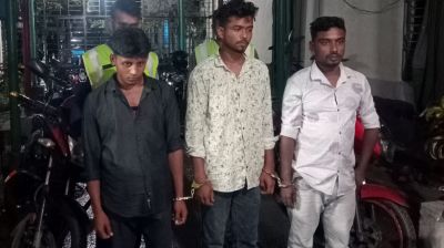 কেরানীগঞ্জে ৪ কোটি ৬৩ লাখ টাকা মূল্যের স্বর্ণের বার উদ্ধার, আটক ৩