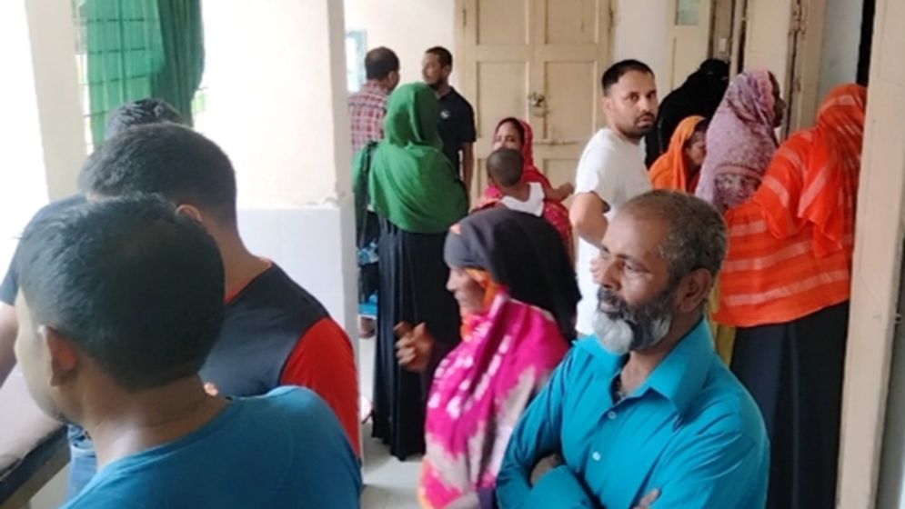 নিজ ঘরে স্কুলছাত্রীর আত্মহত্যা