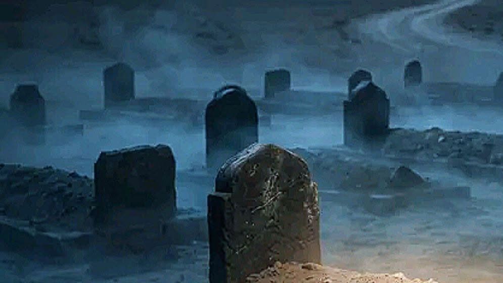 কবরও যে ব্যক্তির জন্য অপেক্ষায় থাকে!