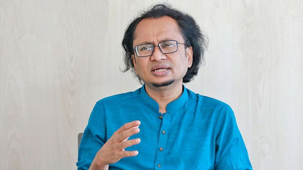 ডিসি সারওয়ারের বদলি নিয়ে যা বললেন প্রধানমন্ত্রীর উপদেষ্টা