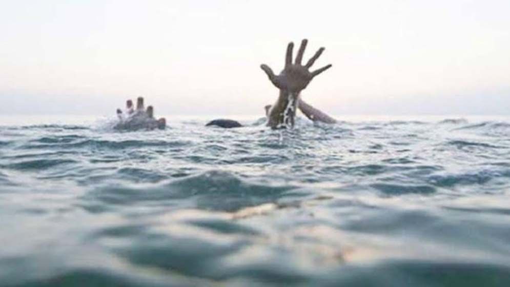 শাপলা তুলতে গিয়ে একই পরিবারের ৩ জনের মৃত্যু