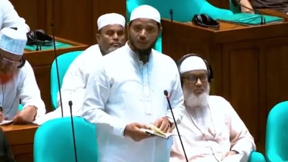 স্বাস্থ্যমন্ত্রী পদত্যাগের কথা ভাবলেন না কেন, সংসদে শফিকুল ইসলাম মাসুদ