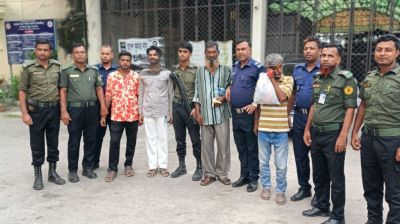 কেরানীগঞ্জ বিআরটিএ কার্যালয়ে অভিযান, ৪ দালালের কারাদণ্ড