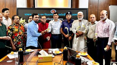 ১৮ জনের মধ্যে ১৭ জনই ইঞ্জিনিয়ার-এমবিএ-মাস্টার্স-অনার্স পাশ
