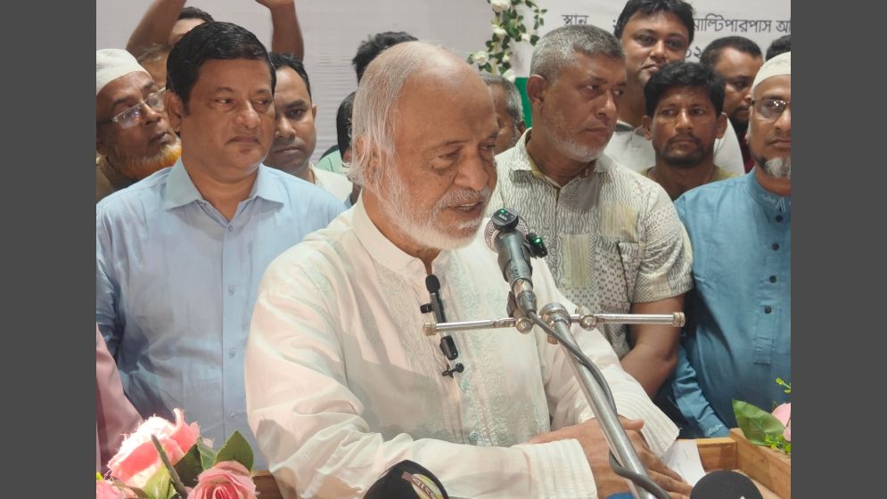 ১ লাখ ৬০ হাজার কোটি টাকা বিদেশ পাচার হয়েছে: মঈন খান