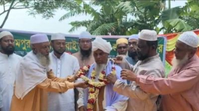 কসবায় ইমামকে রাজকীয় সংবর্ধনা ও বিদায়