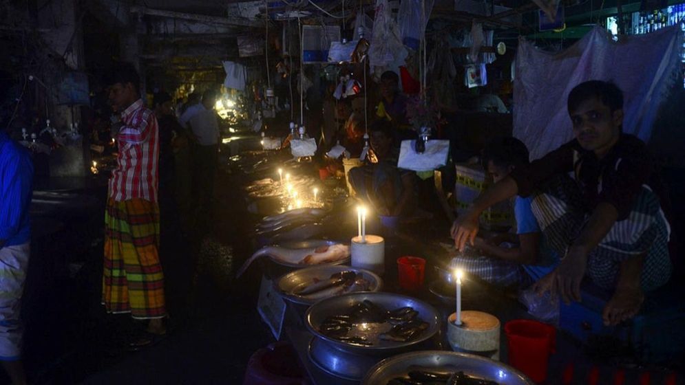 বিদ্যুতের জন্য সারা দেশে হাহাকার, আরও বাড়ার শঙ্কা
