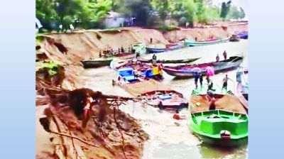 যাদুকাটায় বালু লুটের মহোৎসব, সবার মুখ বন্ধ