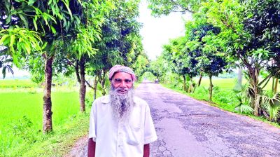 পীরগঞ্জে বাদশা মিয়ার সবুজ বিপ্লব