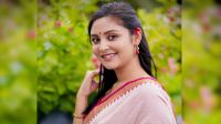 সম্পর্কে জড়ালেন নাজনীন নীহা, প্রেমিকের বিষয়ে যা জানালেন অভিনেত্রী