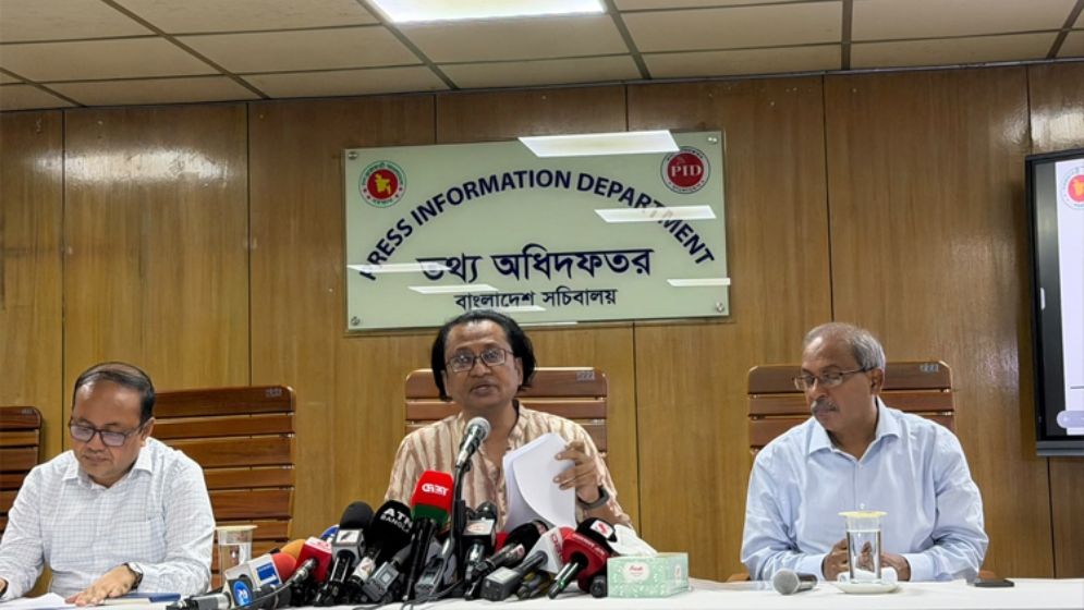 তিস্তা মহাপরিকল্পনায় অন্য কোনো দেশের কনসার্নের সুযোগ নেই : তথ্য উপদেষ্টা